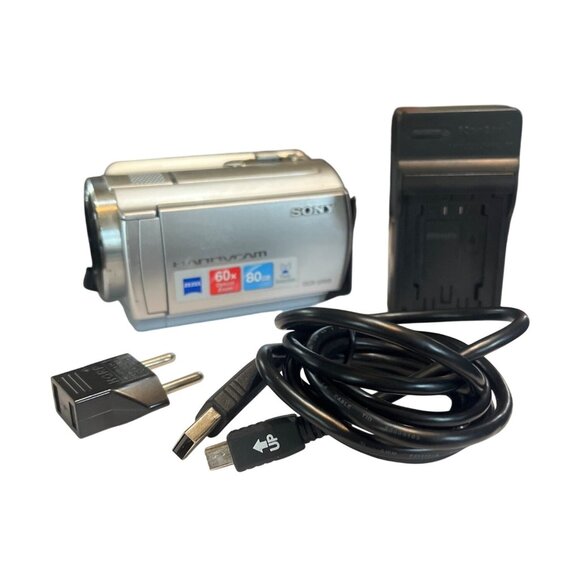 Sony Handycam DCR-SR68 60X Zoom Digital Camcorder Tested - Picture 1 of 9